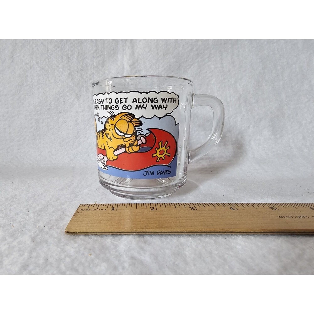 Vintage 1978 Garfield Glass Mug McDonalds Canoe Garfield and Oddie Jim Davis